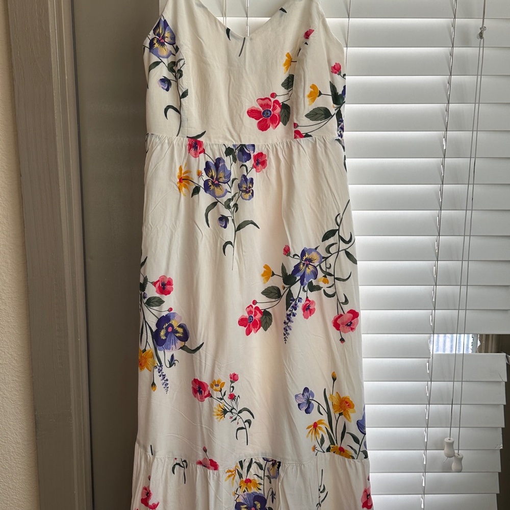 Old Navy White Floral Maxi Dress